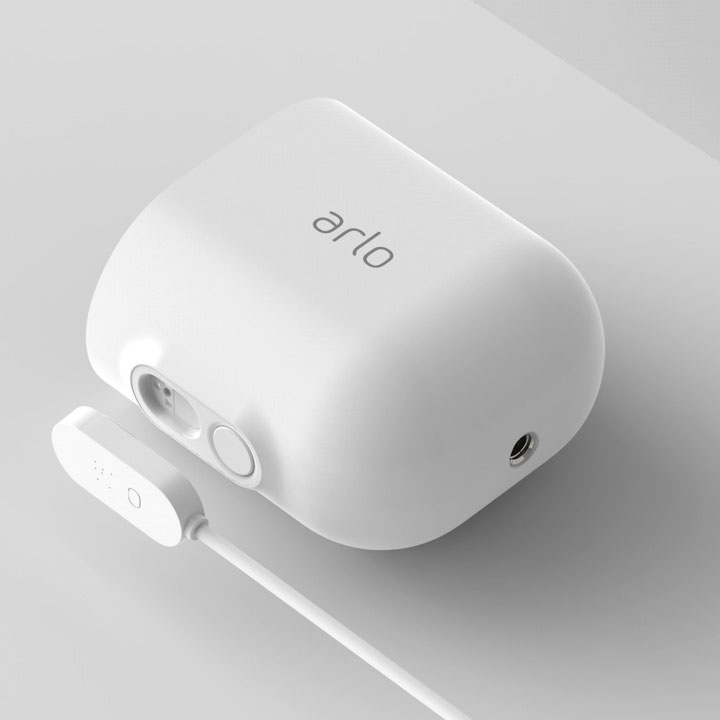  розумна камера відеоспостереження Arlo Ultra 4K (в комплекті Smart Hub) 