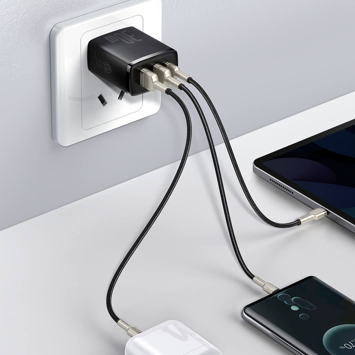 Купити швидкий зарядний пристрій Baseus Compact Quick Charger 2xUSB-A + USB-C 30W в Києві, Україні