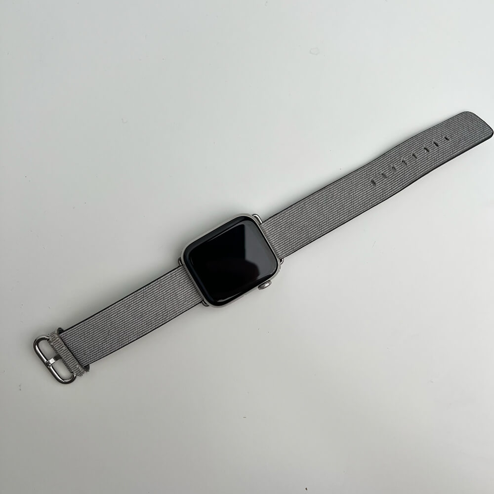 б/у Apple Watch Series 4 44mm GPS+LTE Stainless Steel Case (MTV42) в хорошем состоянии по низкой цене