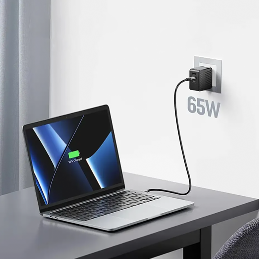 Быстрая GaN зарядка iLoungeMax 65W 2xUSB-C + USB-A для iPhone | iPad | MacBook