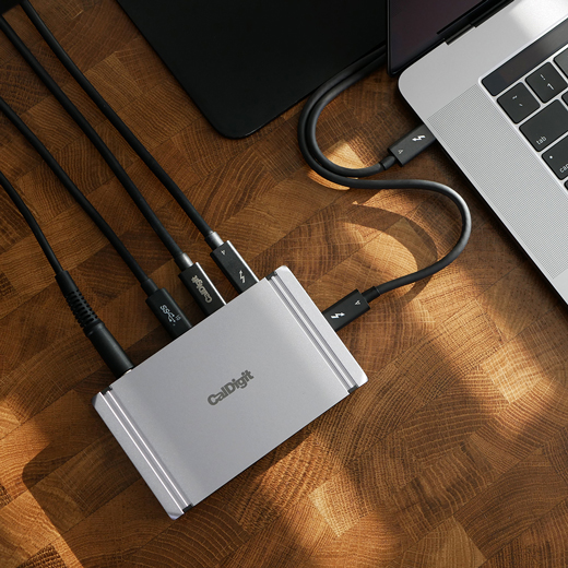 Хаб (адаптер) CalDigit Element Hub Thunderbolt 4 | USB4 4K60Hz для MacBook | iPad