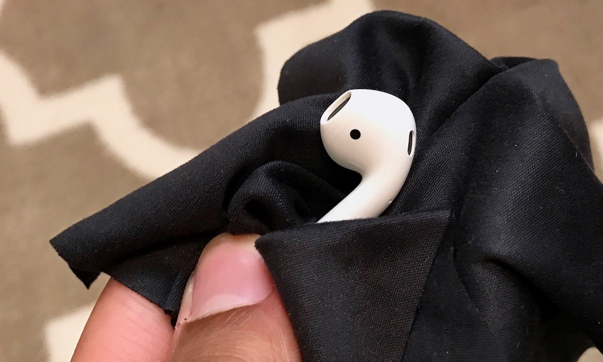 Что делать, если AirPods не заряжаются 