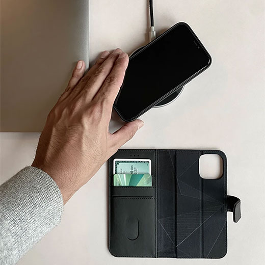 Шкіряний чохол-книжка Decoded Detachable Wallet Black для iPhone 12 | 12 Pro огляд