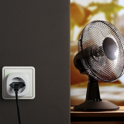 Розумна розетка Elgato Eve Energy Apple HomeKit