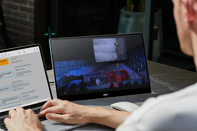 Портативний монітор ESR Kickstand Portable Monitor Silver купити