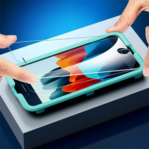 Купить защитное стекло ESR Tempered-Glass Screen Protector Film (2-Pack) для iPhone SE 3 (2022) | SE 2 (2020) | 7 | 8