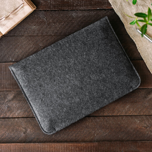Чехол-конверт из войлока Gmakin Dark Grey для MacBook Air 13" (2018-2020) | Pro 13" (2016-2020)