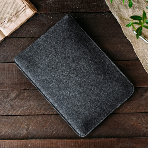 Чехол-карман из войлока с резинкой Gmakin Grey для MacBook Air 13" (2018-2020) | Pro 13" (2016-2020)