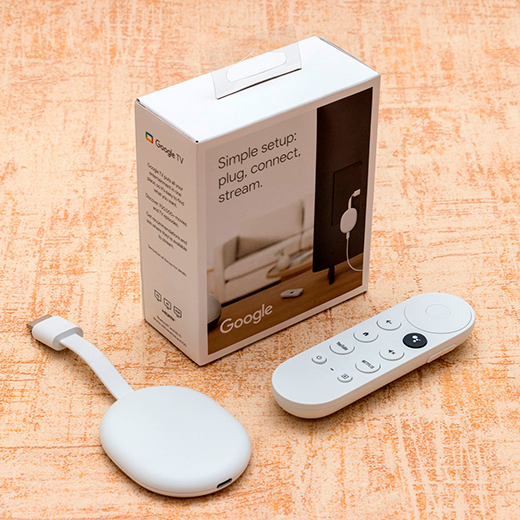 Медіаплеєр Google Сhromecast with Google TV Snow зручний у використанні