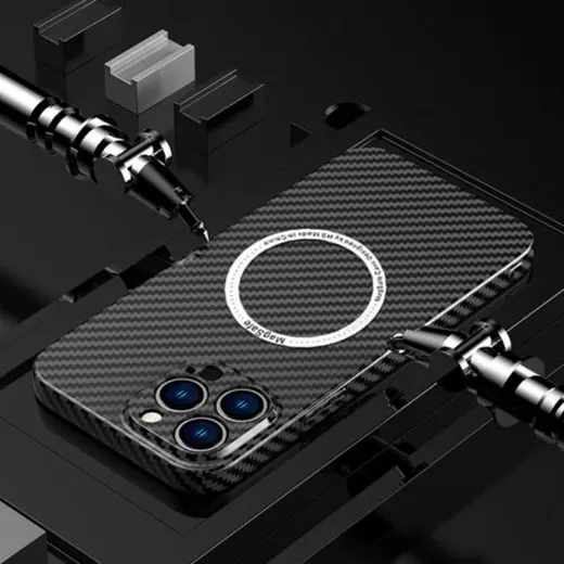 Купити захисний чохол iLoungeMax Carbon Fiber Pattern Case MagSafe Black для iPhone 14