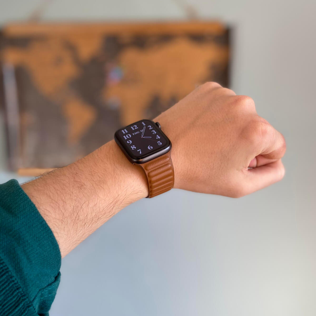 Цена ремешка iLoungeMax Leather Link Magnetic Golden Brown для Apple Watch 41mm | 40mm | 38mm (S | M) OEM
