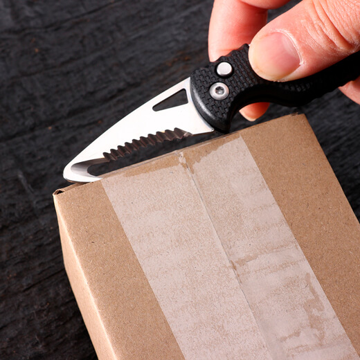 Новий складаний ніж iLoungeMax Portable Serrated Hook Knife