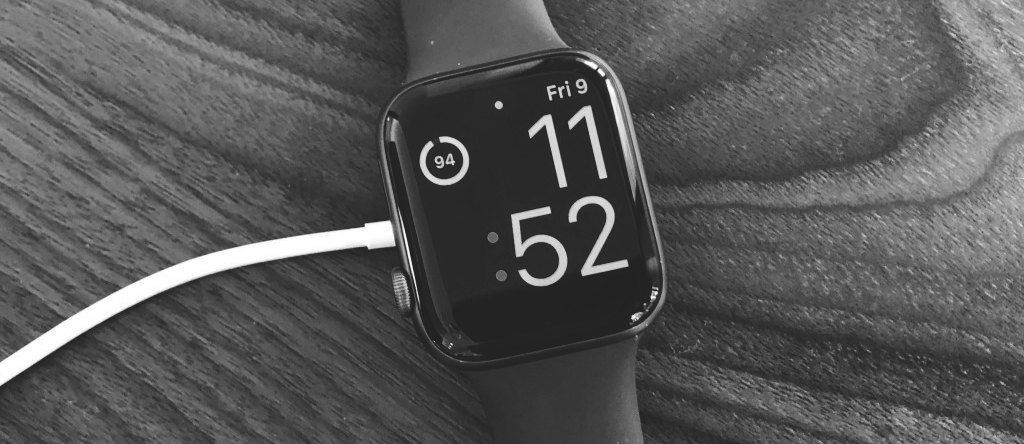 Как зарядить Apple Watch и проверить уровень заряда