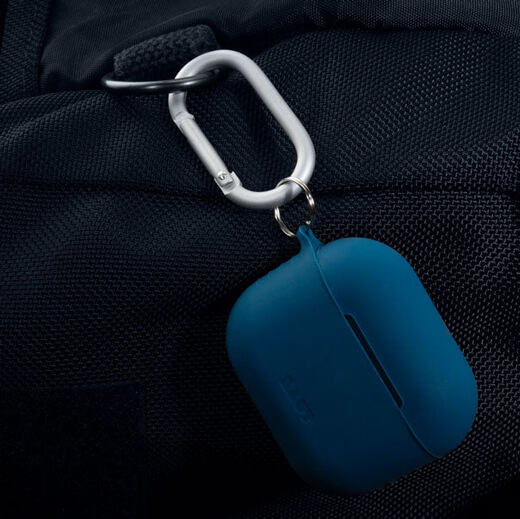 купити силіконовий чохол з карабіном Laut POD Charcoal для AirPods 3