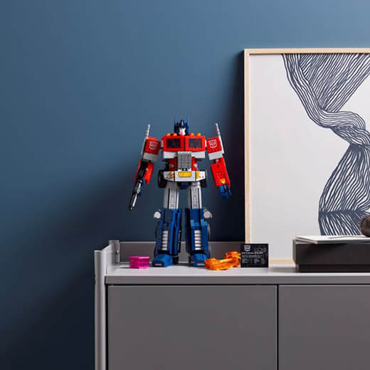 Аксессуары в наборе Lego Optimus Prime