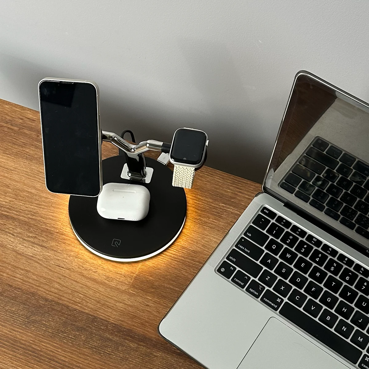 Док-станция с MagSafe iLoungeMax Magnetic Wireless Charger 3 in 1 для iPhone | Apple Watch | AirPods