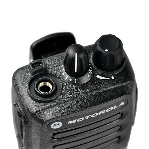 Портативная радиостанция Motorola Solutions DP1400 цена