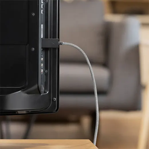 Качественный нейлоновый кабель Native Union Belt Cable USB-C HDMI 3m &mdash; новинка