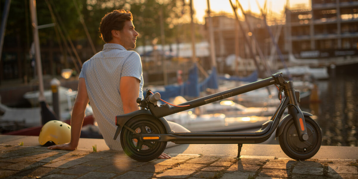 Купити електросамокат Ninebot KickScooter by Segway F30E