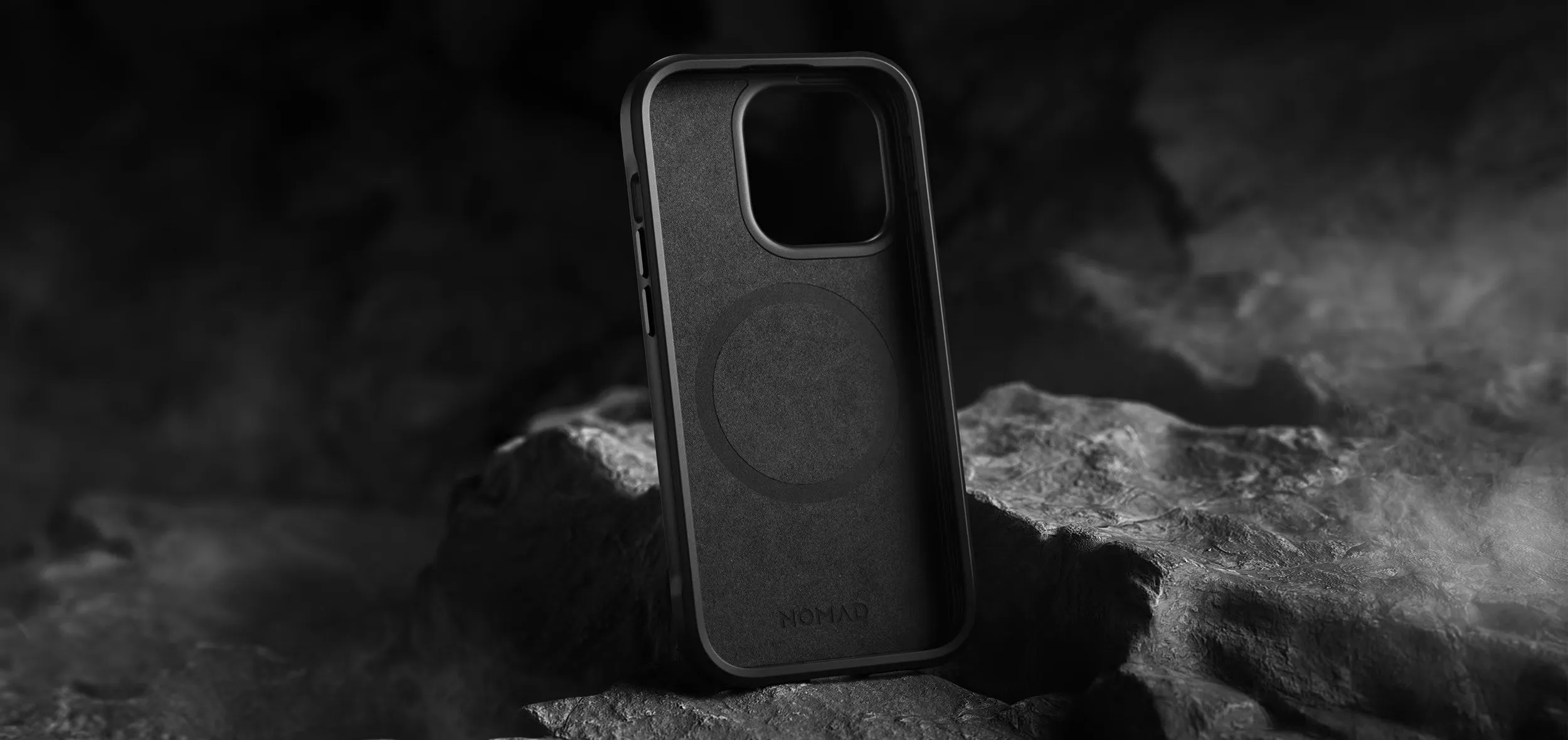 Протиударний чохол Nomad Rugged Case MagSafe Black для iPhone 14 Pro Max купити