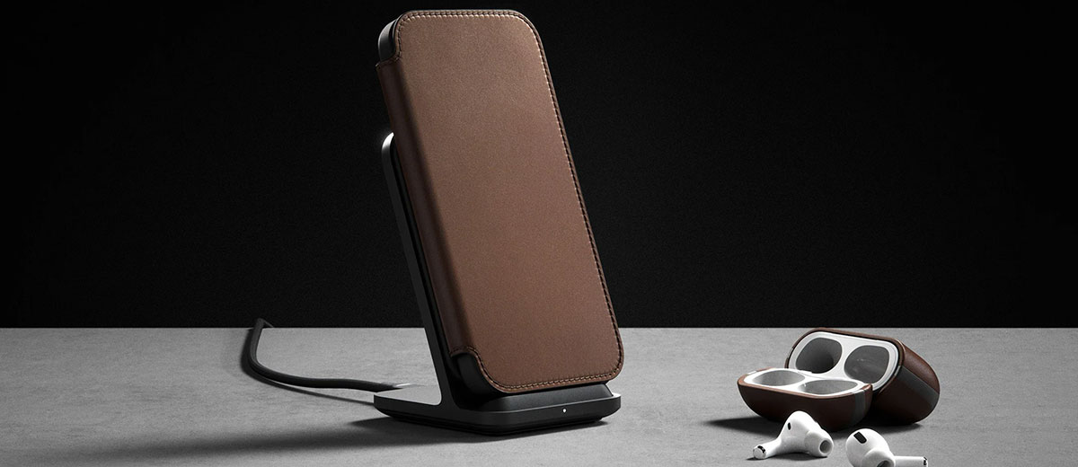 Кожаный чехол-книжка Nomad Rugged Folio Horween Leather Black для iPhone 12 | 12 Pro