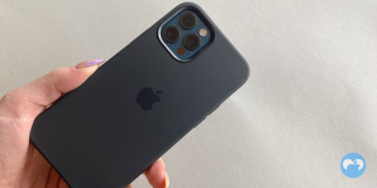 Обзор копии чехла Silicone Case с MagSafe для iPhone 12
