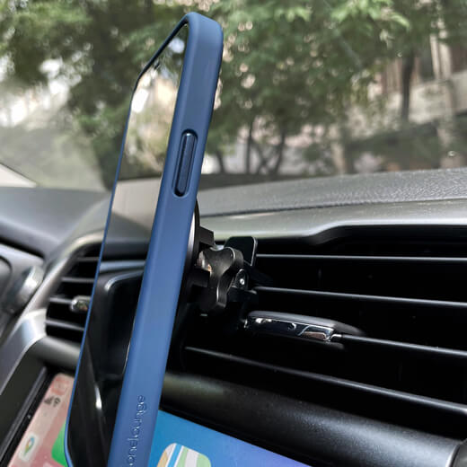 Особенности магнитного автодержателя oneLounge 1Mag MagSafe для iPhone 12 | iPhone 13