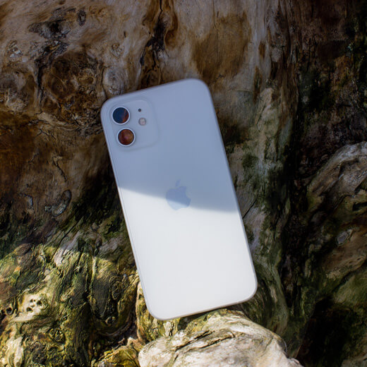 Прочная защита смартфона с супертонким чехлом oneLounge 1Thin 0.35mm White для iPhone 12 | 12 Pro