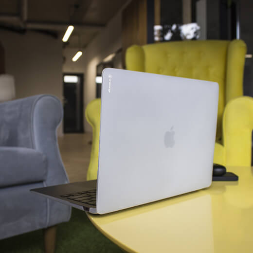 Чехол-накладка oneLounge 1Thin для Macbook 13" Air M1 White