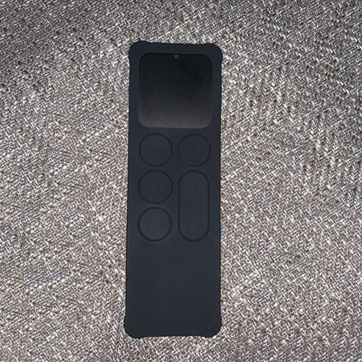 Защитный противоударный чехол для пульта управления iLoungeMax Apple TV4 AM-270