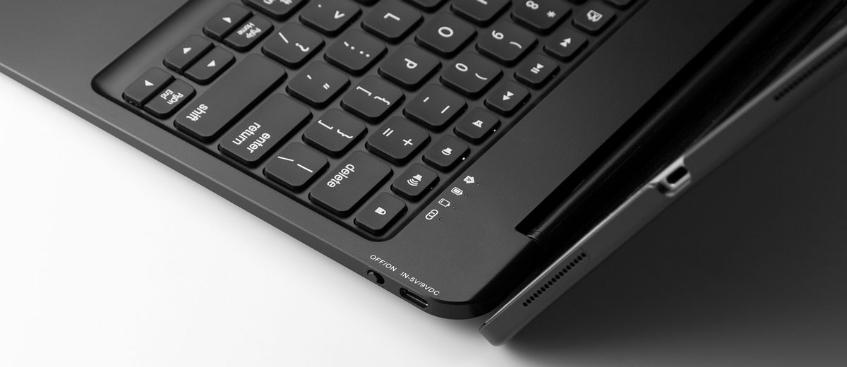 Чохол-клавіатура iLoungeMax Bluetooth Keyboard touchpad для iPad
