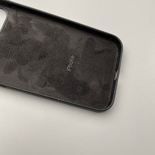 Черный силиконовый чехол iLoungeMax Silicone Case для iPhone 12 | 12 Pro OEM