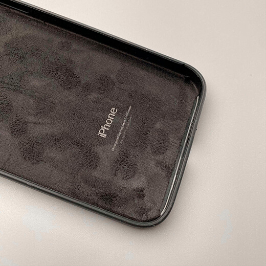 Черный силиконовый чехол iLoungeMax Silicone Case для iPhone 12 Pro Max OEM