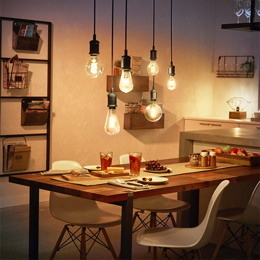 Розумна LED лампочка Philips Hue White Filament 1-pack ST19 E26 Edison (1 шт.)