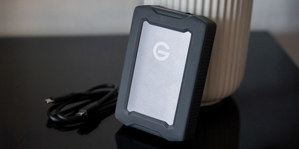Жесткий диск SanDisk Professional G-DRIVE ArmorATD 2 ТБ для Mac Универсальный
