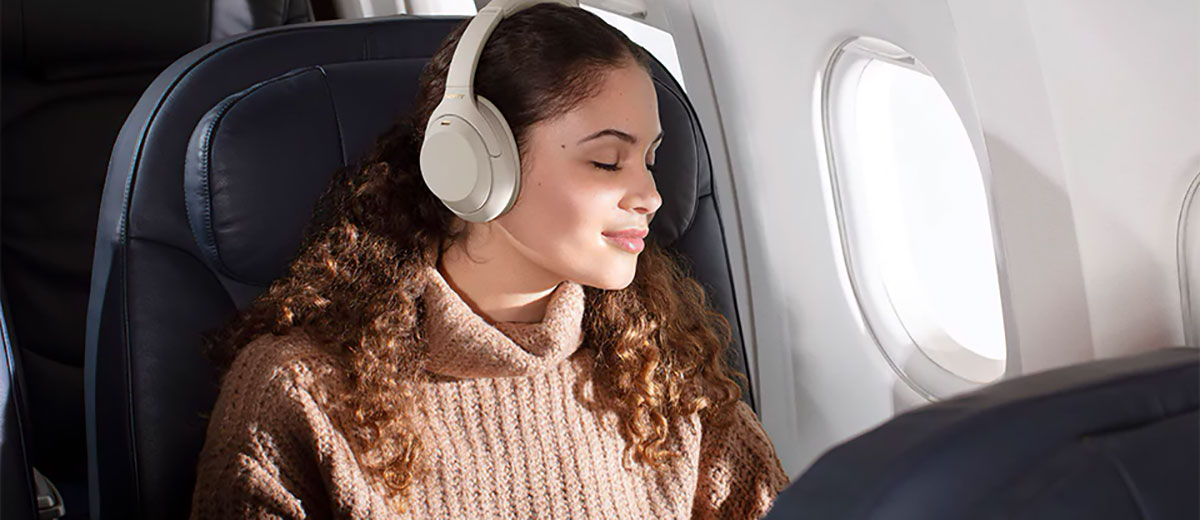 Бездротові навушники з шумопоглинання Sony WH-1000XM4 Silver