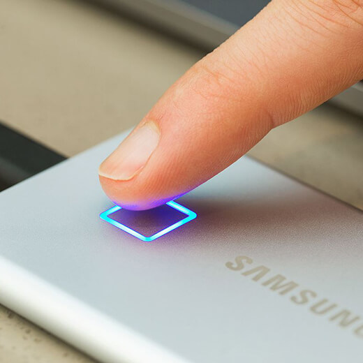 Внешний портативный SSD диск Samsung T7 Touch 2TB с отпечатком пальца
