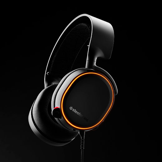 Дротова комп'ютерна гарнітура SteelSeries Arctis 5 з RGB-підсвічуванням купити