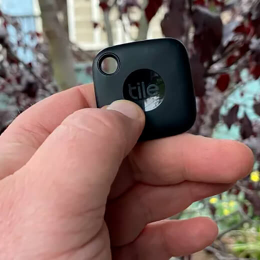 Автономная работа брелока для поиска вещей | ключей Tile Mate 2022 Black (1-Pack)