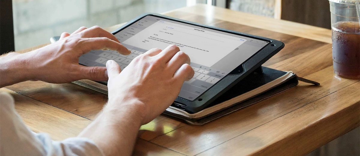 Кожаный чехол-книжка Twelve South BookBook Brown для iPad mini 5