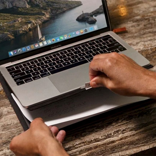 Шкіряний чохол-папка Twelve South Journal Cognac для MacBook Pro 15 & quot; 