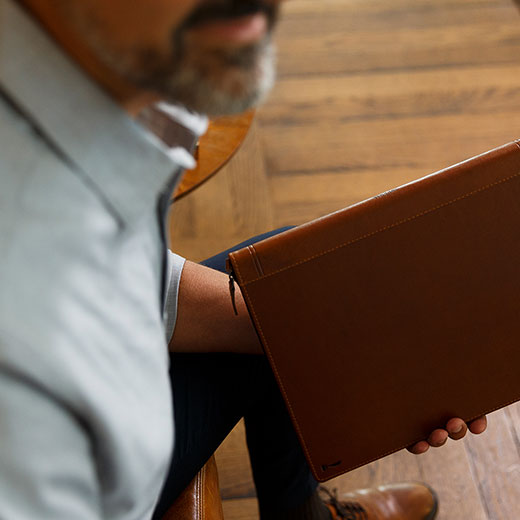 Шкіряний чохол-папка Twelve South Journal Cognac для MacBook Pro 13 & quot ; 