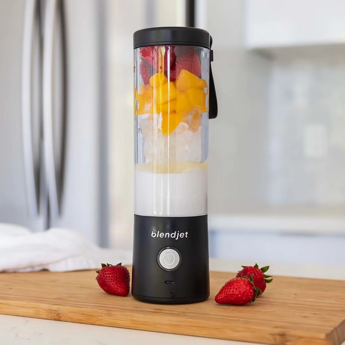 Большая банка XL Jar 900 ml для портативного фитнеса блендера BlendJet 2
