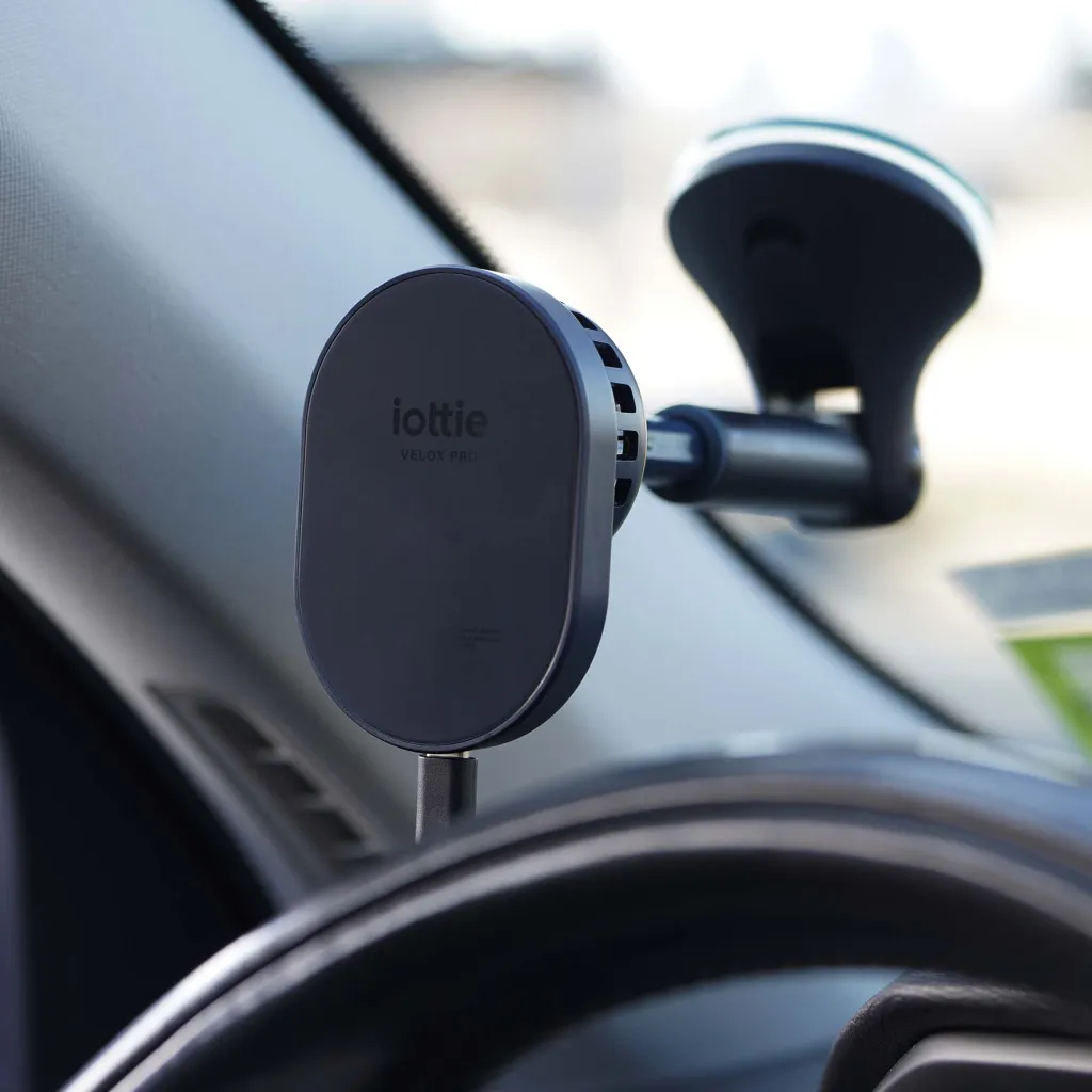 Магнітний автотримач MagSafe із швидкою зарядкою iOttie Velox Pro Black