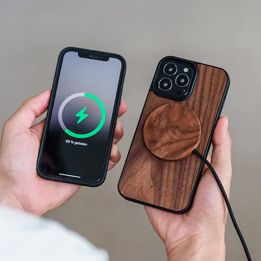 Деревянный чехол Woodcessories Bumper Case with MagSafe Walnut для iPhone 14 Pro Max купить