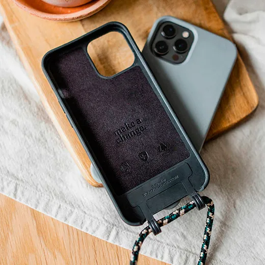 Ціна еко-чохла зі шнурком Woodcessories Crossbody Case Taupe Brown для iPhone 14 | 13
