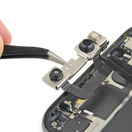 Замена фронтальной камеры iPhone 11