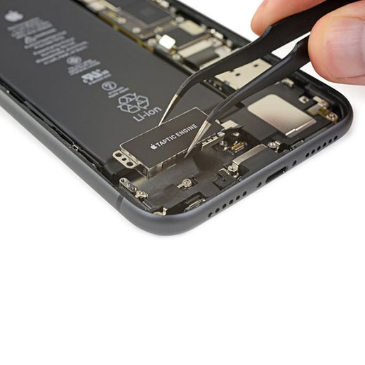 Замена виброзвонка iPhone 11 Pro Max